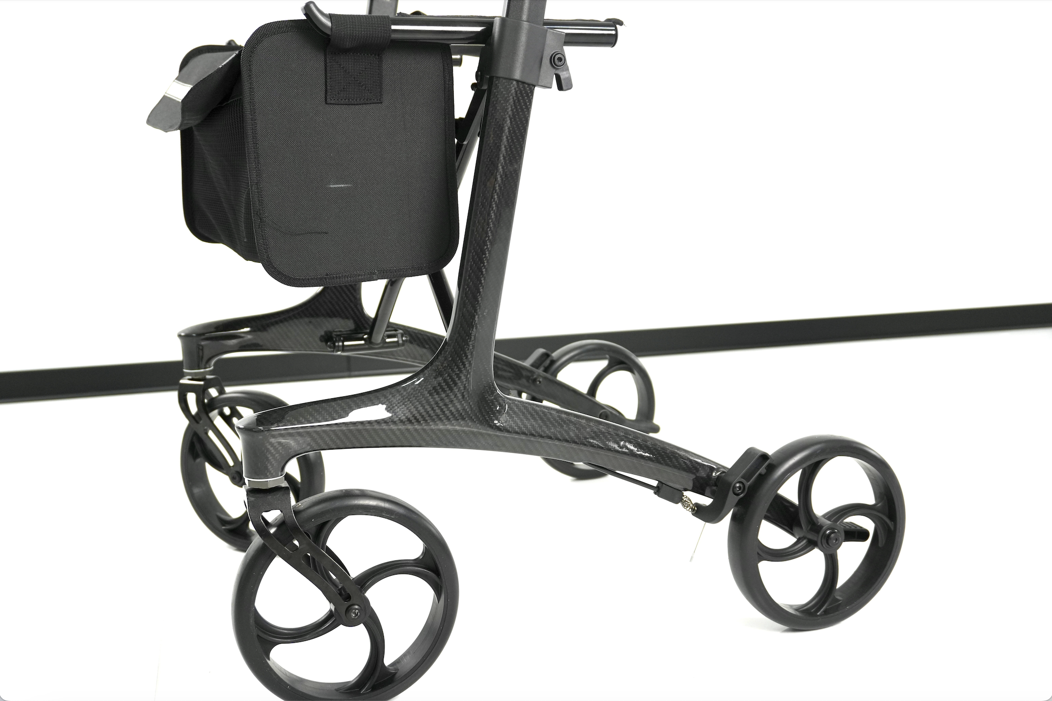 Reizberg 1901 Ultra-Light Carbon Fiber Rollator Walker | Only 5.5kg